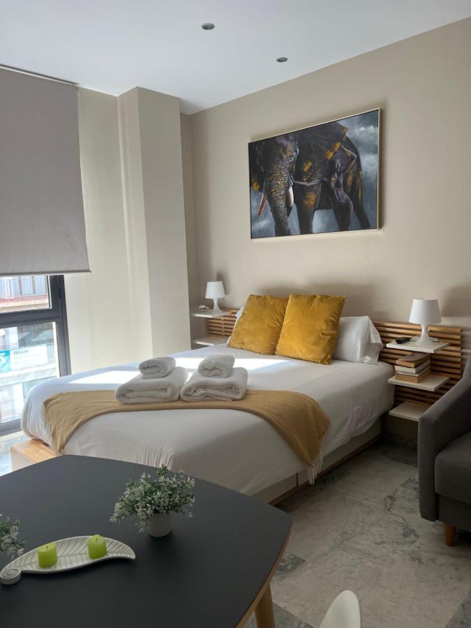 Premium Center Alameda Appartement Málaga Buitenkant foto